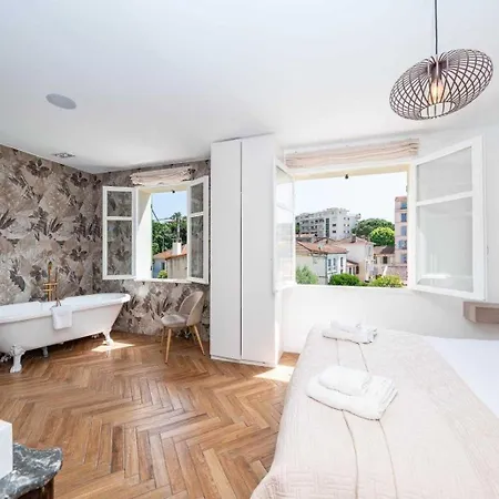 Superb With Swimming Pool & Wellness Area * Cannes