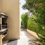 Superb With Swimming Pool & Wellness Area شقة *