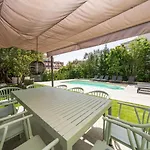 Superb With Swimming Pool & Wellness Area