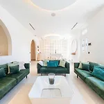 شقة Superb With Swimming Pool & Wellness Area *