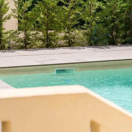 Superb With Swimming Pool & Wellness Area Daire Cannes