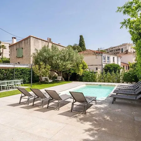 Superb With Swimming Pool & Wellness Area *