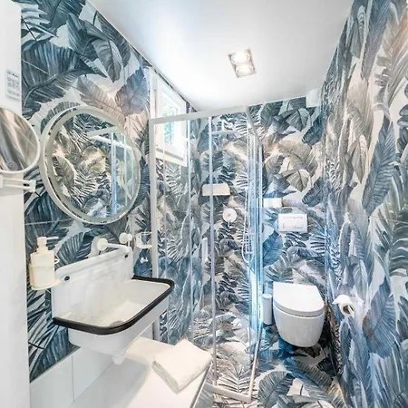 Superb With Swimming Pool & Wellness Area