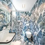 Апартаменты Superb With Swimming Pool & Wellness Area *
