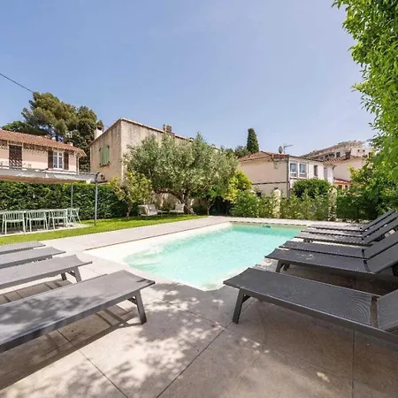Superb With Swimming Pool & Wellness Area Apartamento